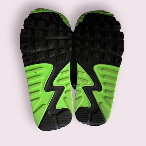 Nike Air Max 90, Women’s 8, CW5458-100 Lime, Like new condition - Picture 5 of 5